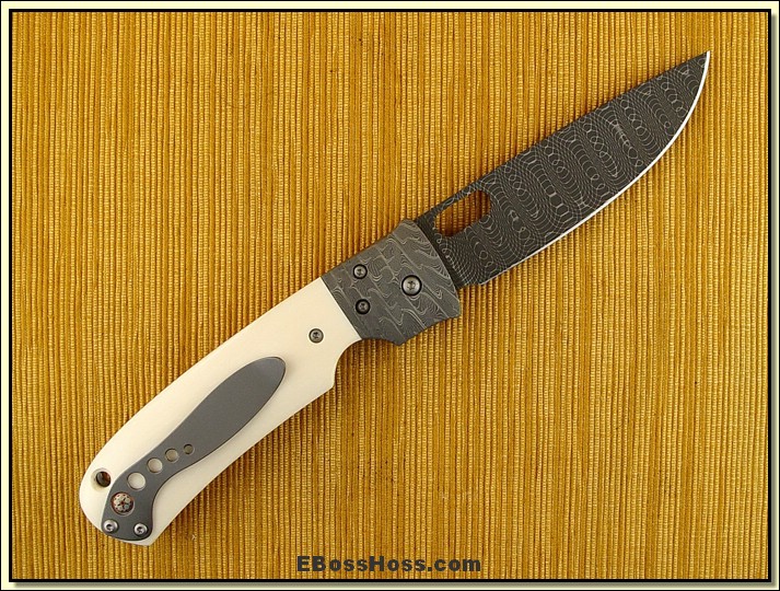 Tom Mayo Deluxe TNT (Ivory)