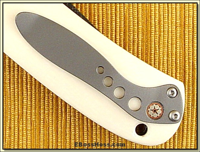 Tom Mayo Deluxe TNT (Ivory)