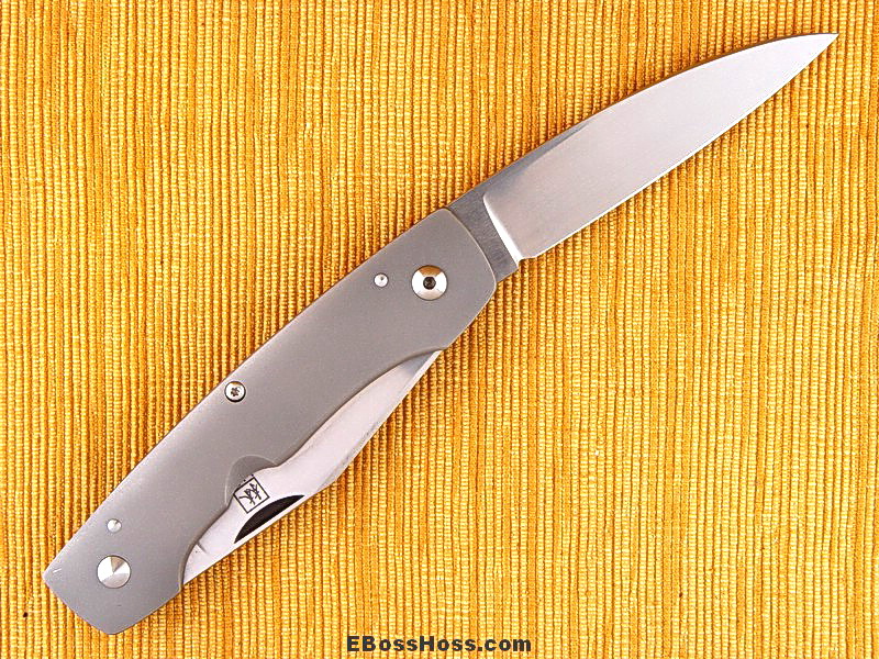 Lum 2-Bladed Folder