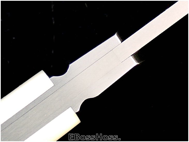 Reese Bose Single-Blade Lockback Saddlehorn - Creamy Pre-ban Ivory