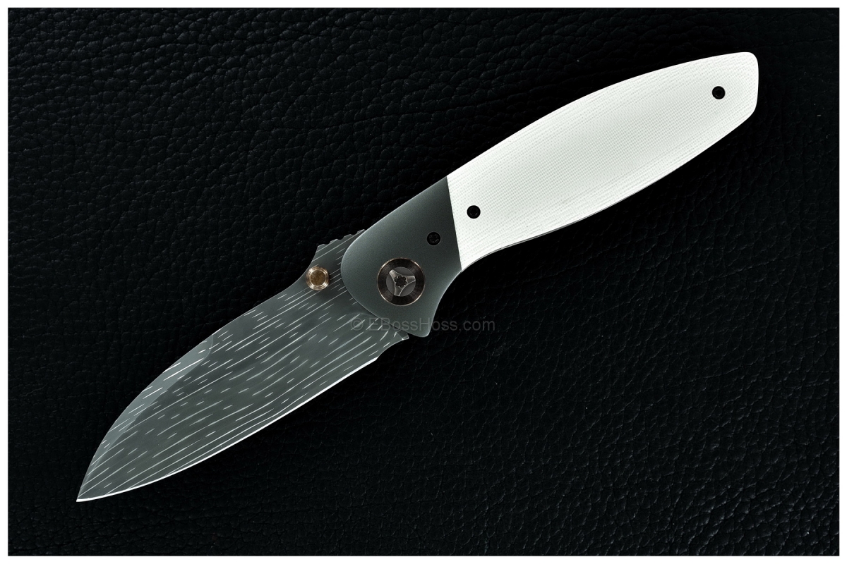 Peter Carey Deluxe Nitro Wharnie Flicker