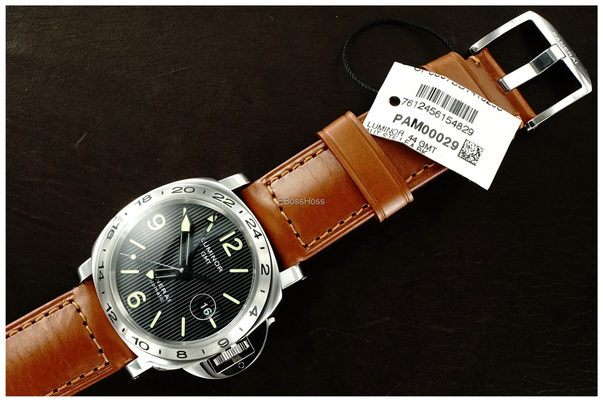 Panerai (Officine Panerai) 029 LUMINOR GMT w/ Tuxedo Dial