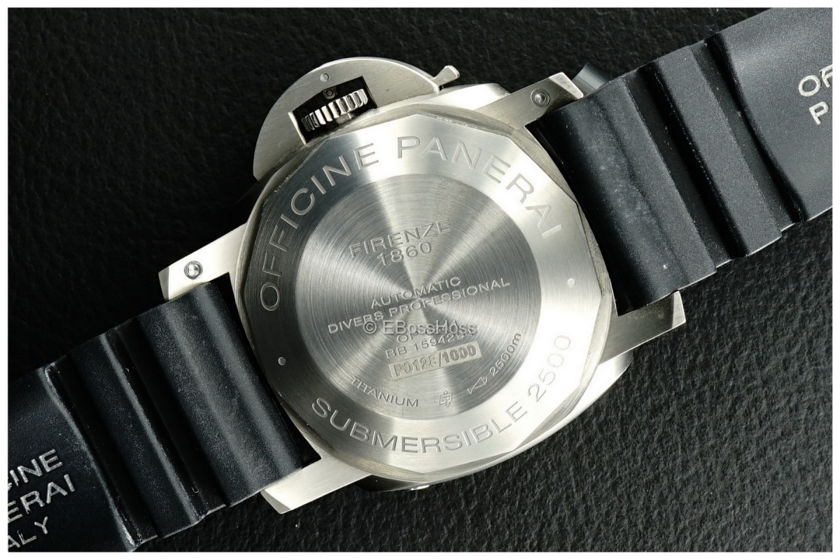 Panerai (Officine Panerai) 364 LUMINOR Submersible 1950 2500M 3 DAYS Automatic Titanio - 47MM PAM00364