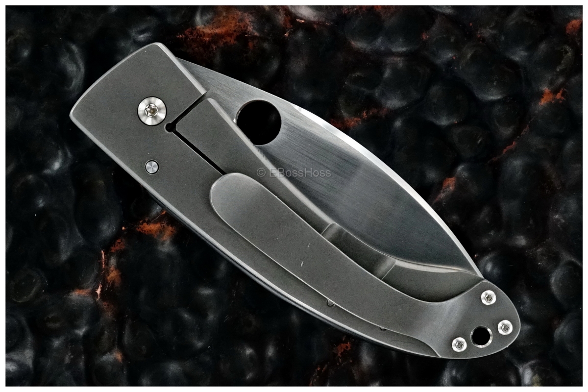 Bob Lum Custom Large Chinese Framelock Folder