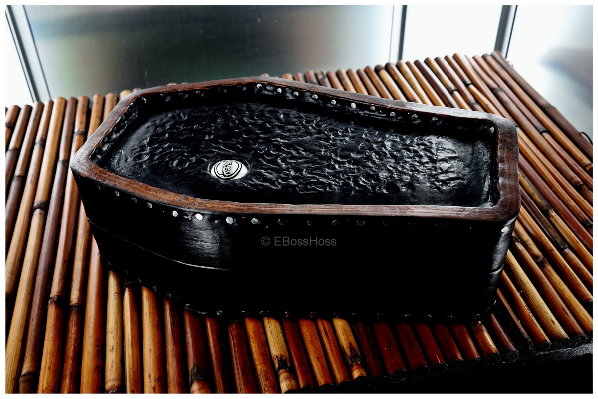 Hand-made Custom Leather Coffin Valet by Starlingear's Greg Everett, Leathersmith