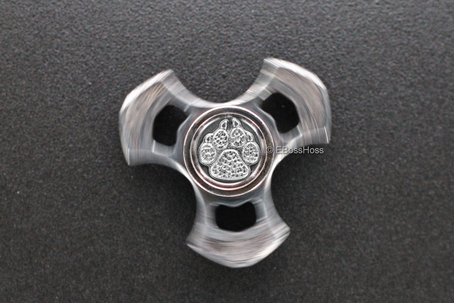 Steel Flame Stippled Dog Paw Tri-Spin
