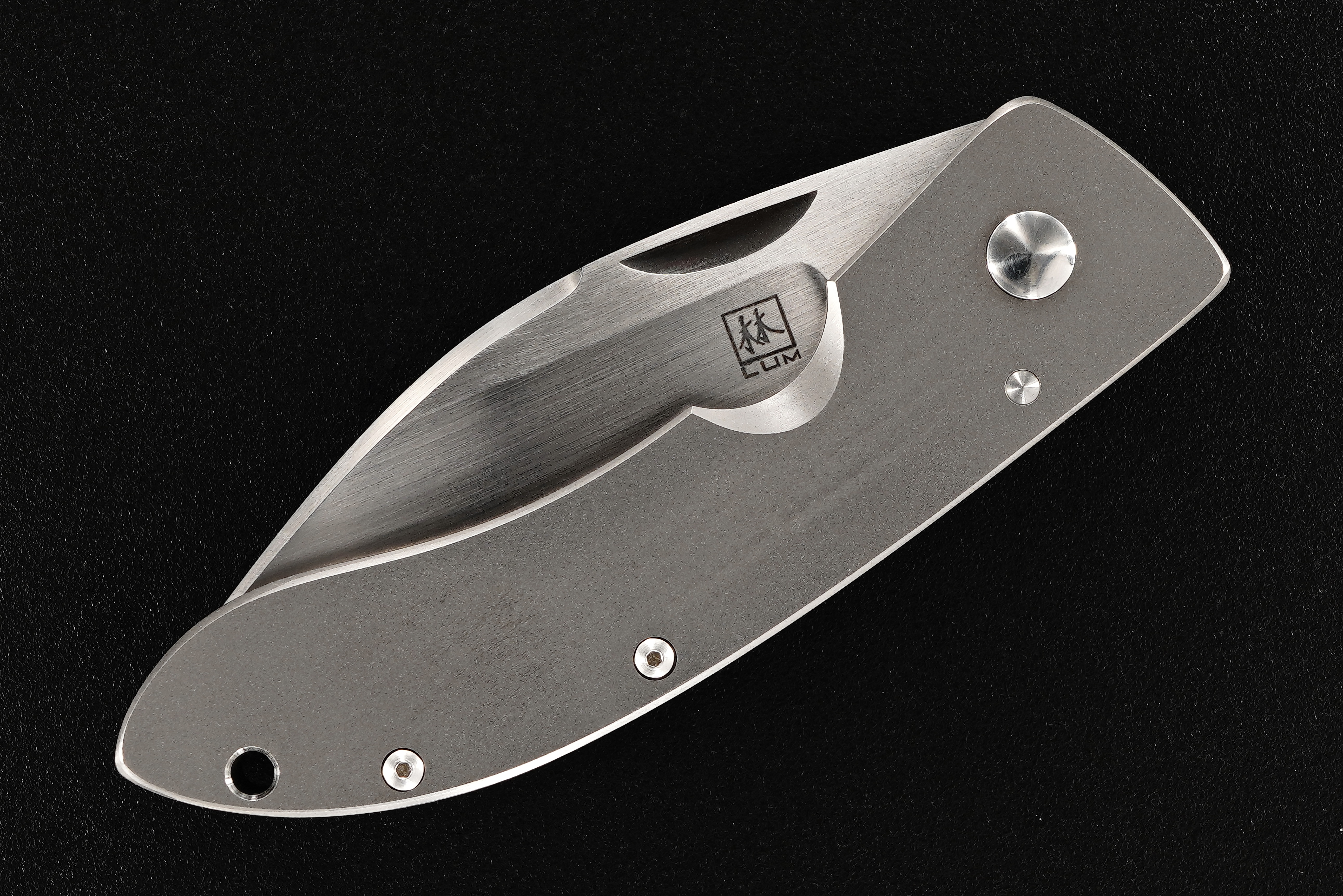 Bob Lum Custom Small Chinese Folder