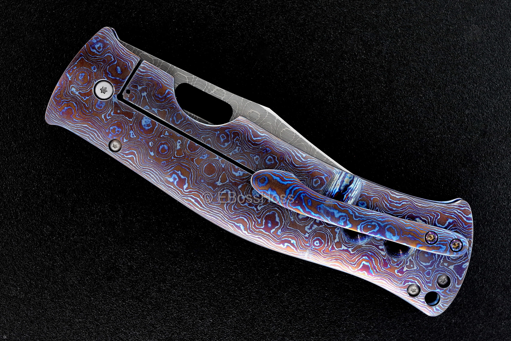 Tom Mayo Custom Deluxe Moran Framelock Folder