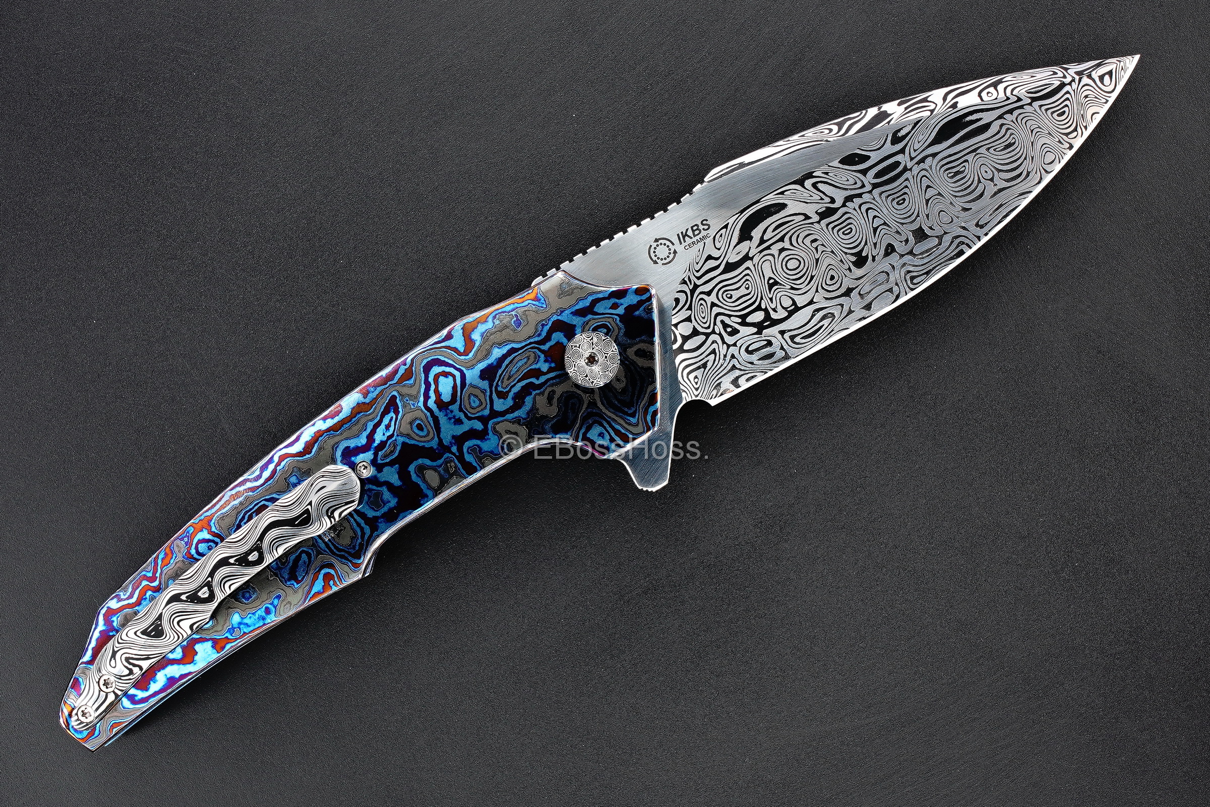 A2 Knives, Bharucha, Thorburn, van Heerden Custom A6 Very Premium Flipper