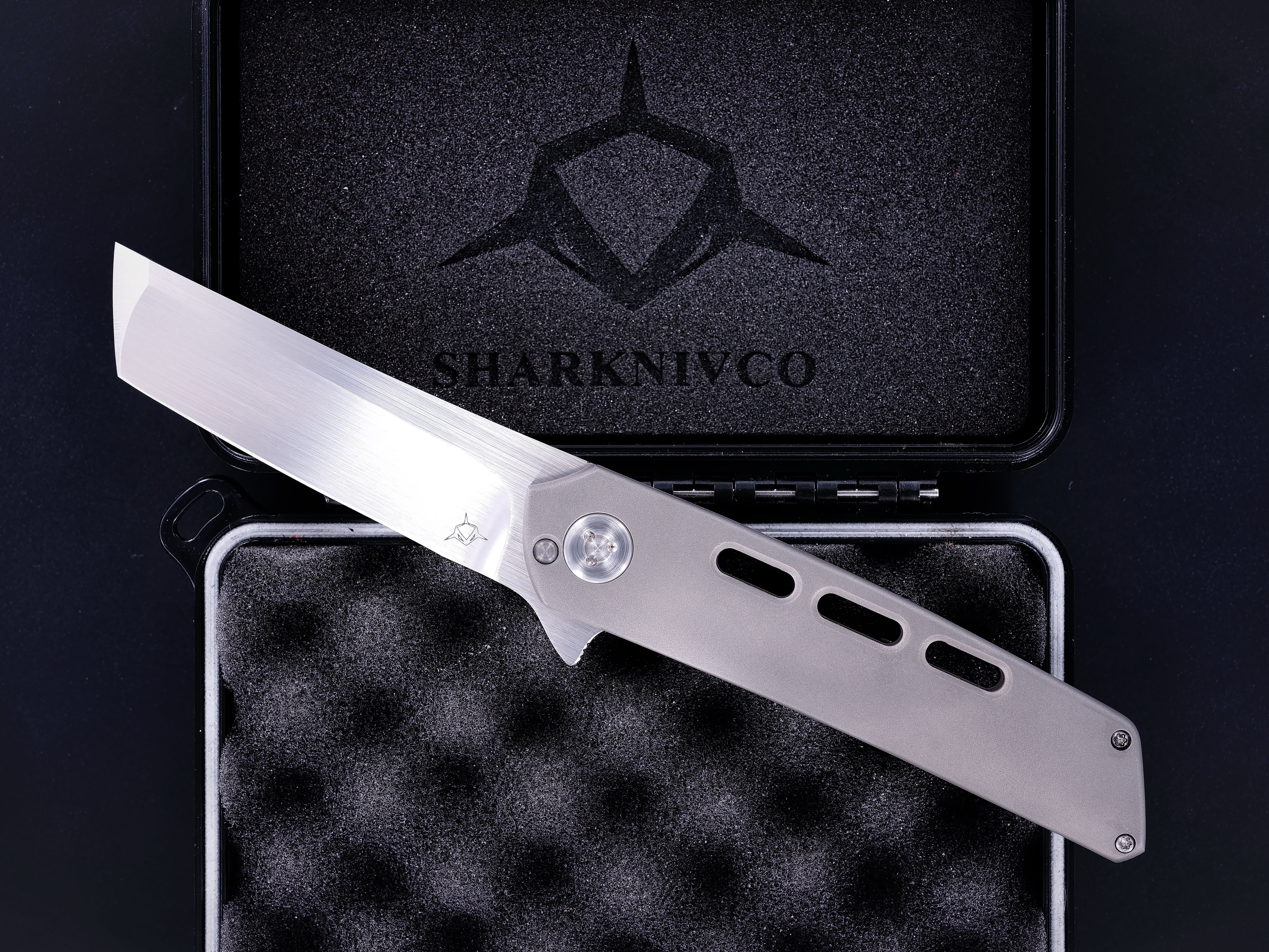 Sharknivco Custom RYU Flipper