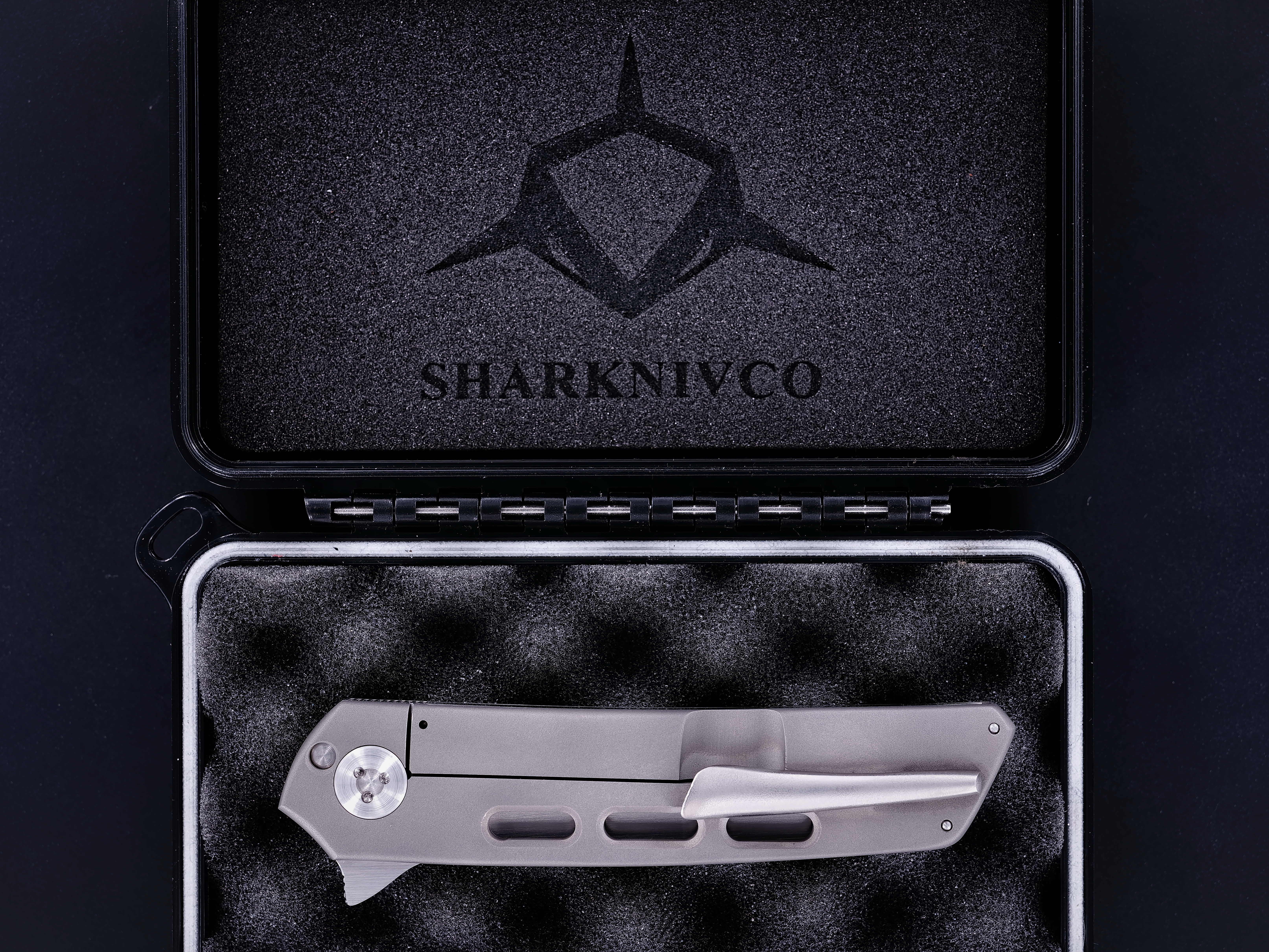 Sharknivco Custom RYU Flipper