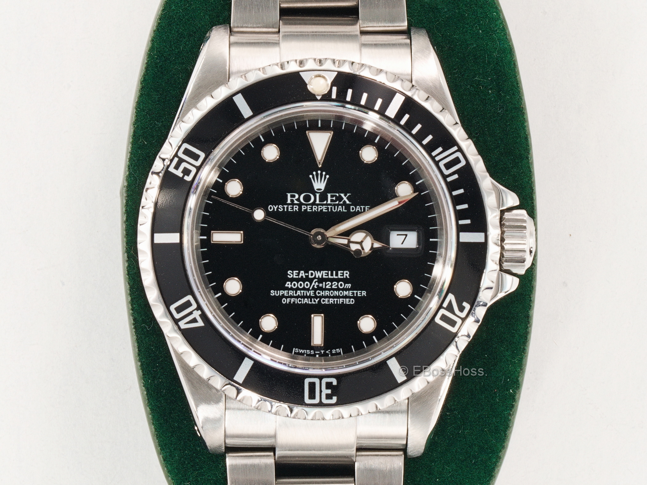 Rolex 40mm Sea-Dweller 4000 - Model 16600 (N-Series, 1991)