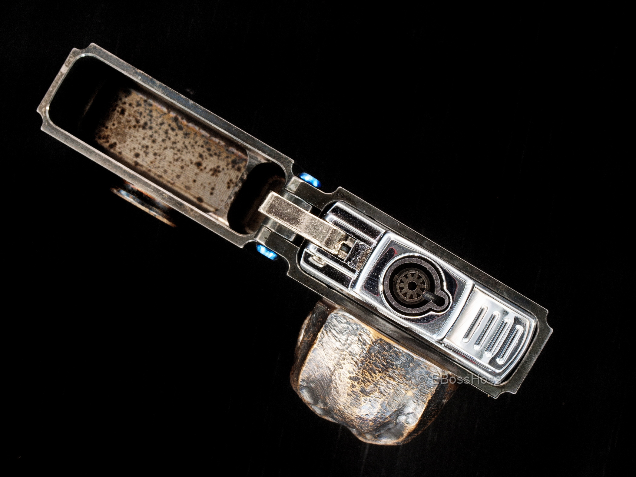 Obatake - Stee lFlame Custom 3-D Sledge Lighter - with XL Darkness Skull & Federal 45