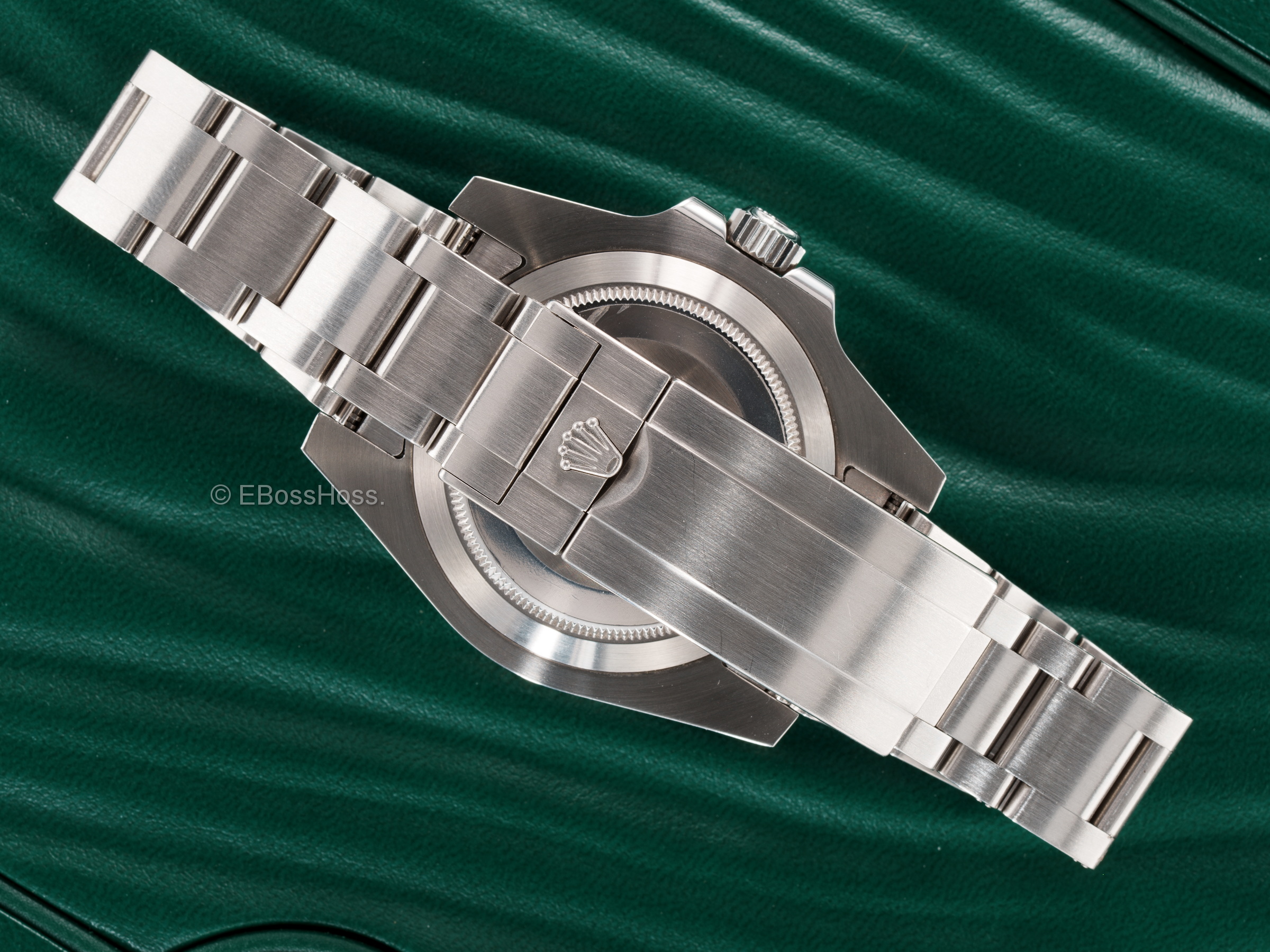 ROLEX Submariner ''Hulk" Green Ceramic Bezel Green Dial SS (116610LV)