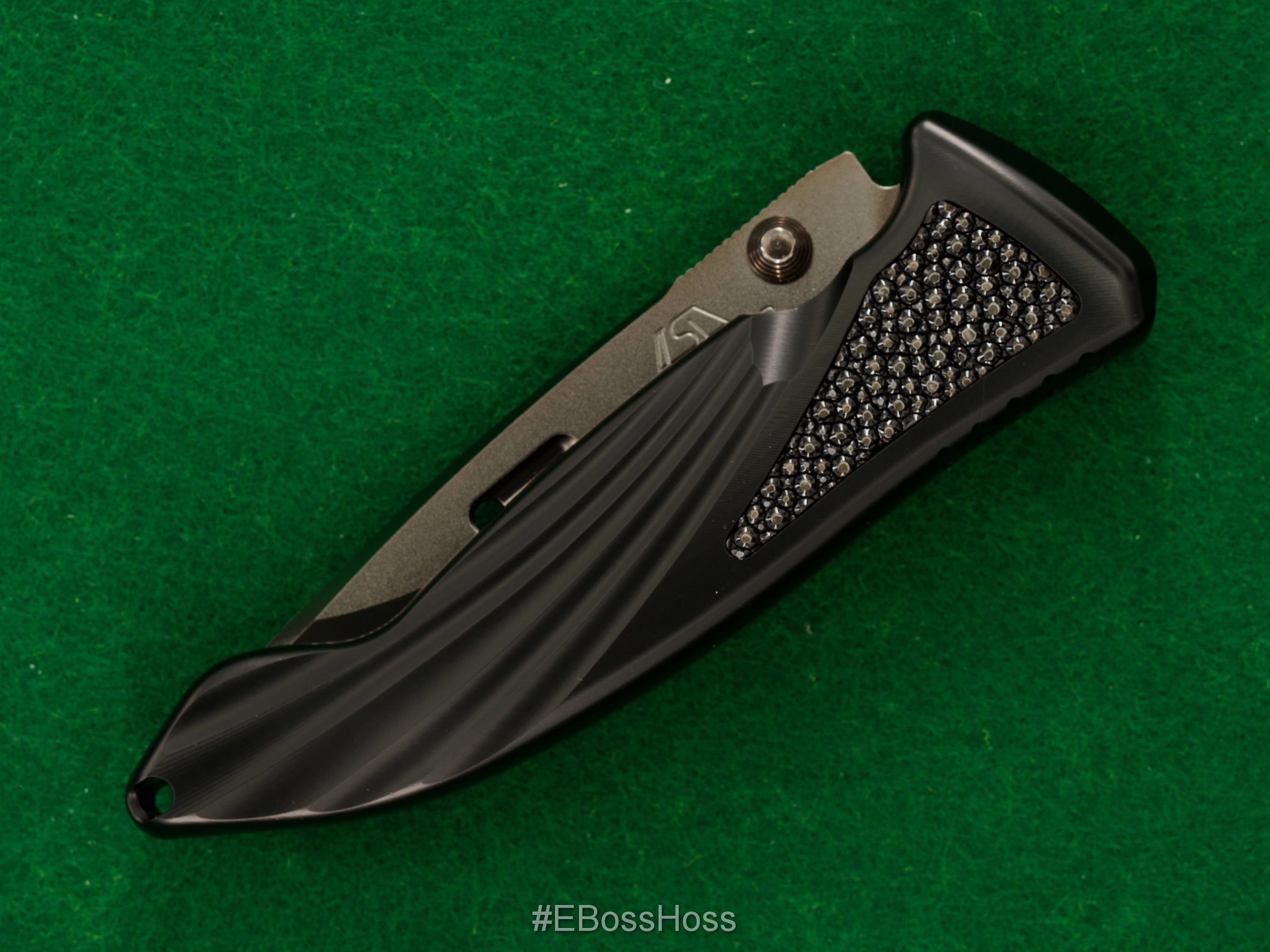 Rockstead Shin Folder SN 068