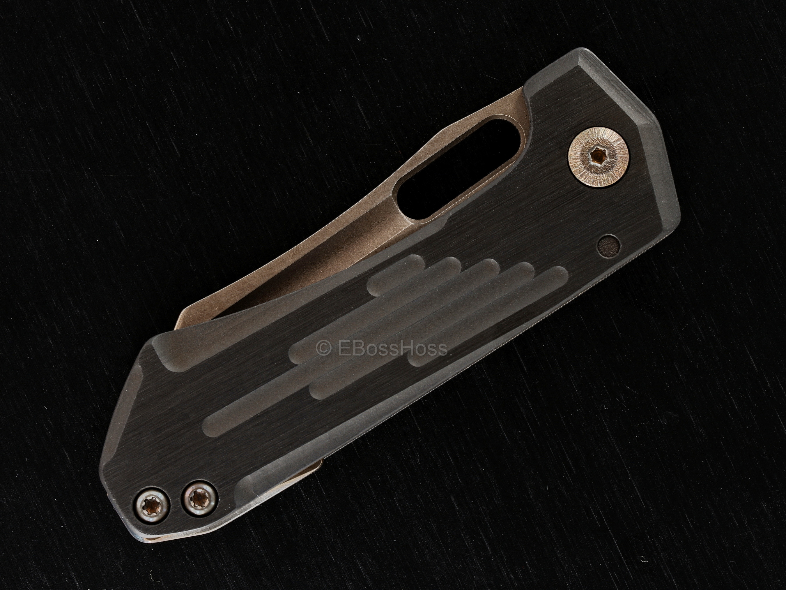 Custom Deluxe Zirconium Leviathan Framelock