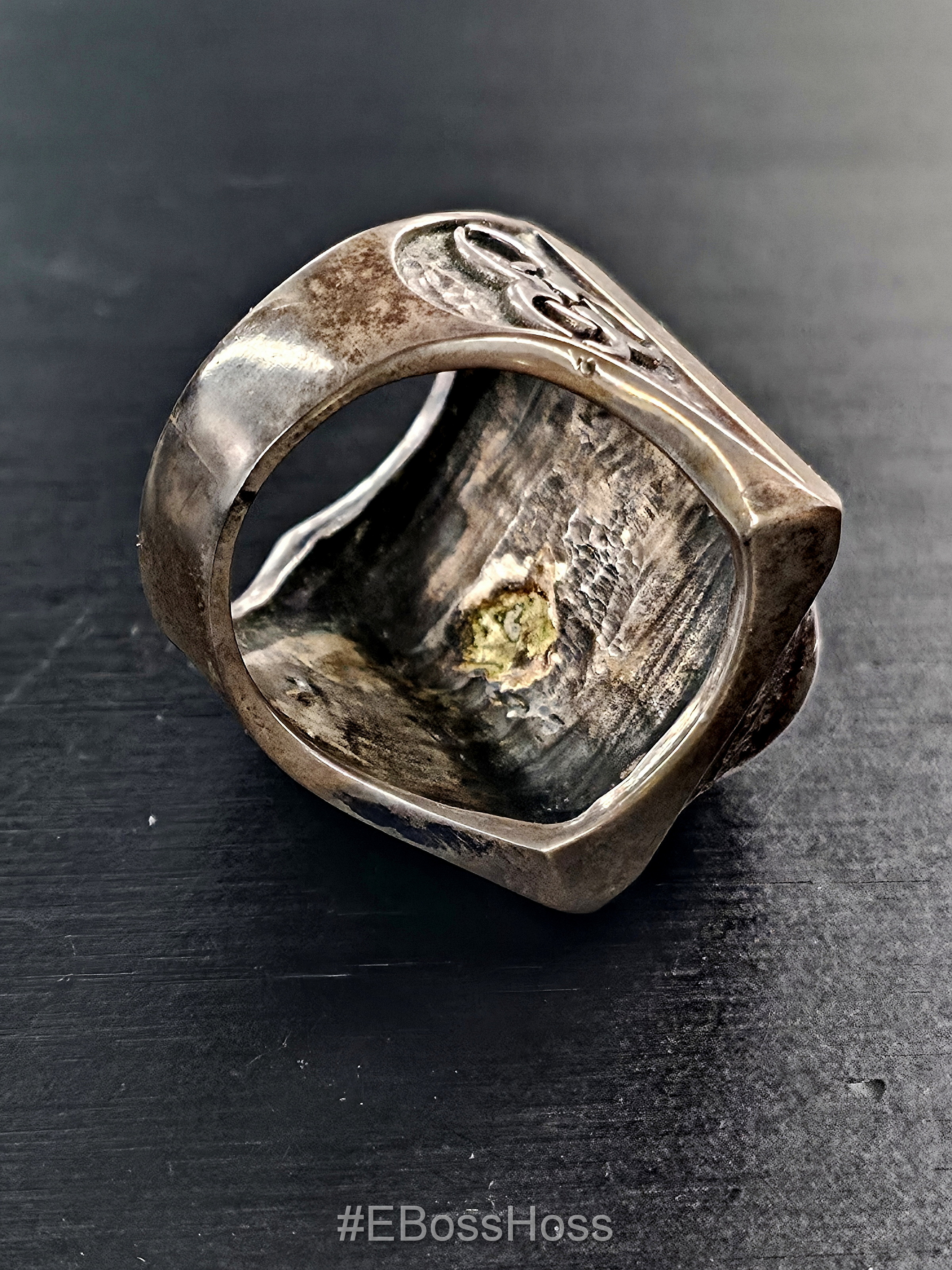 Patina-ed Skull Puncher Ring
